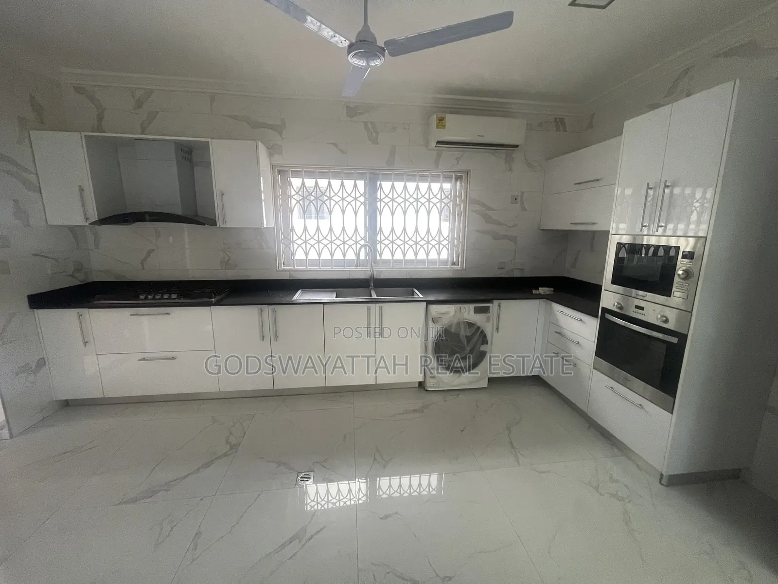 4bdrm House in East Legon, Adjiriganor for rent