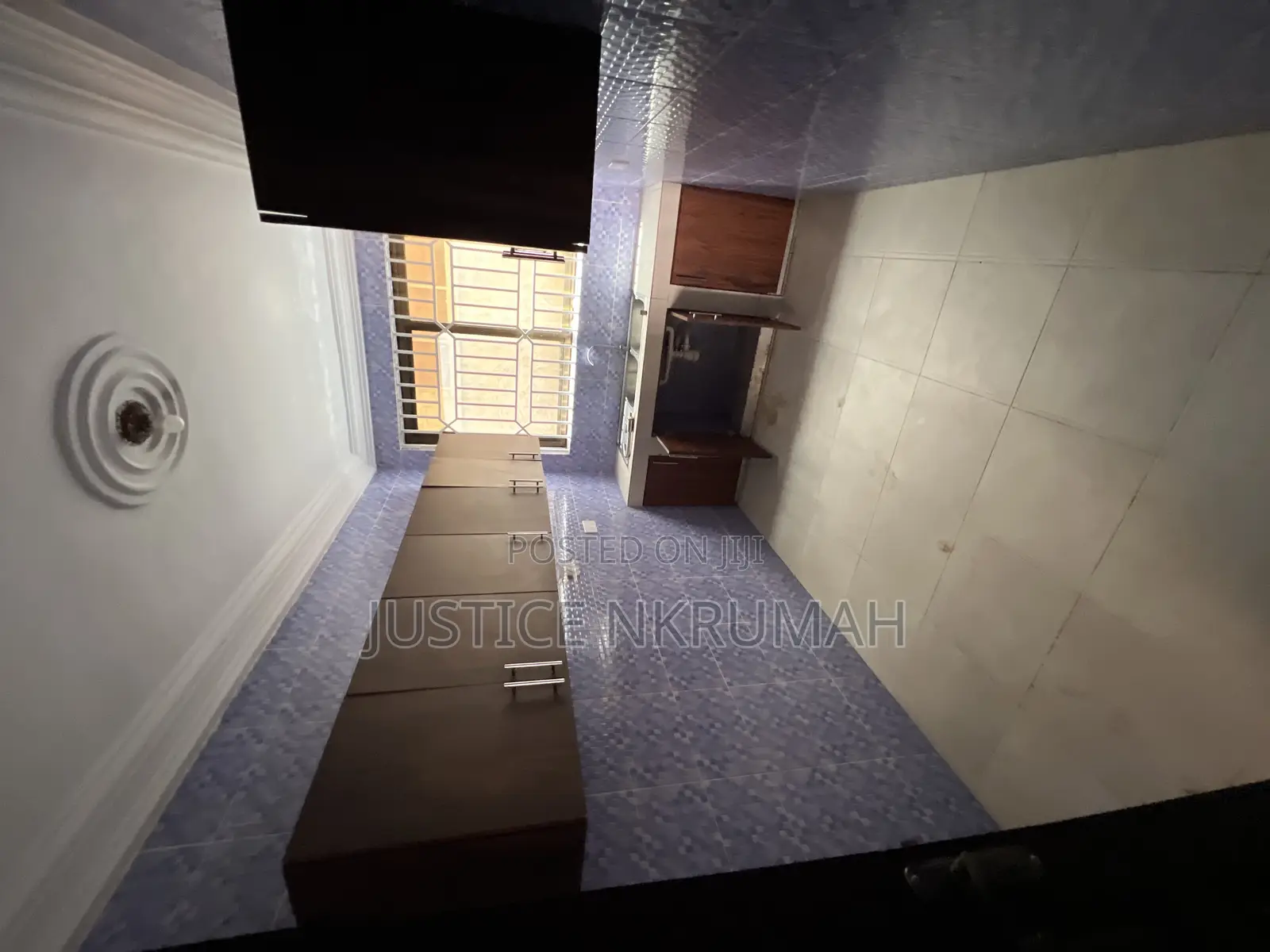 1bdrm Apartment in Mr Justice Estate, Bortiano for rent