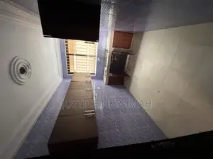 1bdrm Apartment in Mr Justice Estate, Bortiano for rent