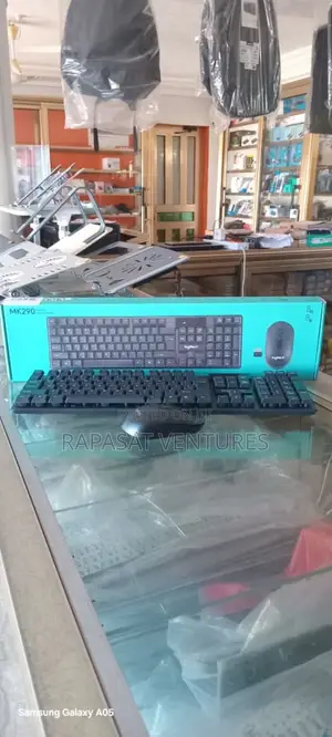Logitech Wireless Keyboard and Mouse Combo Mk290