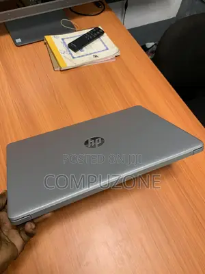 Laptop HP 15 8GB AMD Ryzen 5 SSD 256GB
