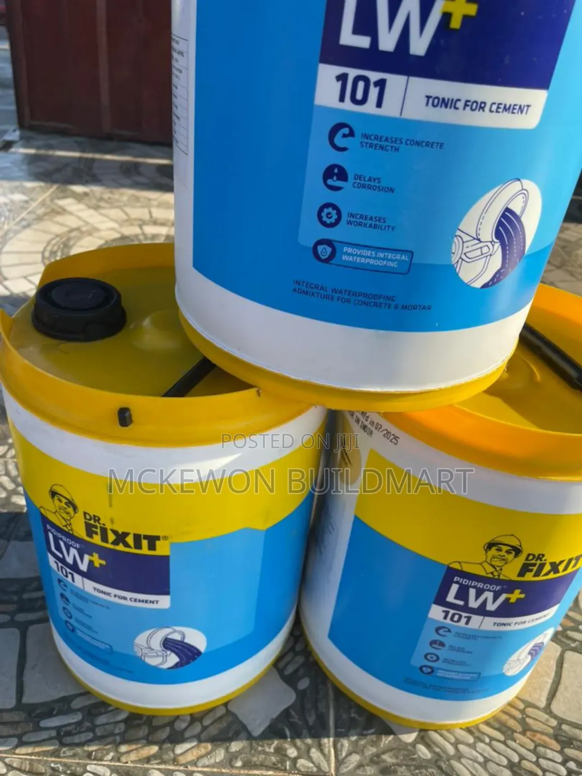 Dr. Fixit Waterproof Liquid