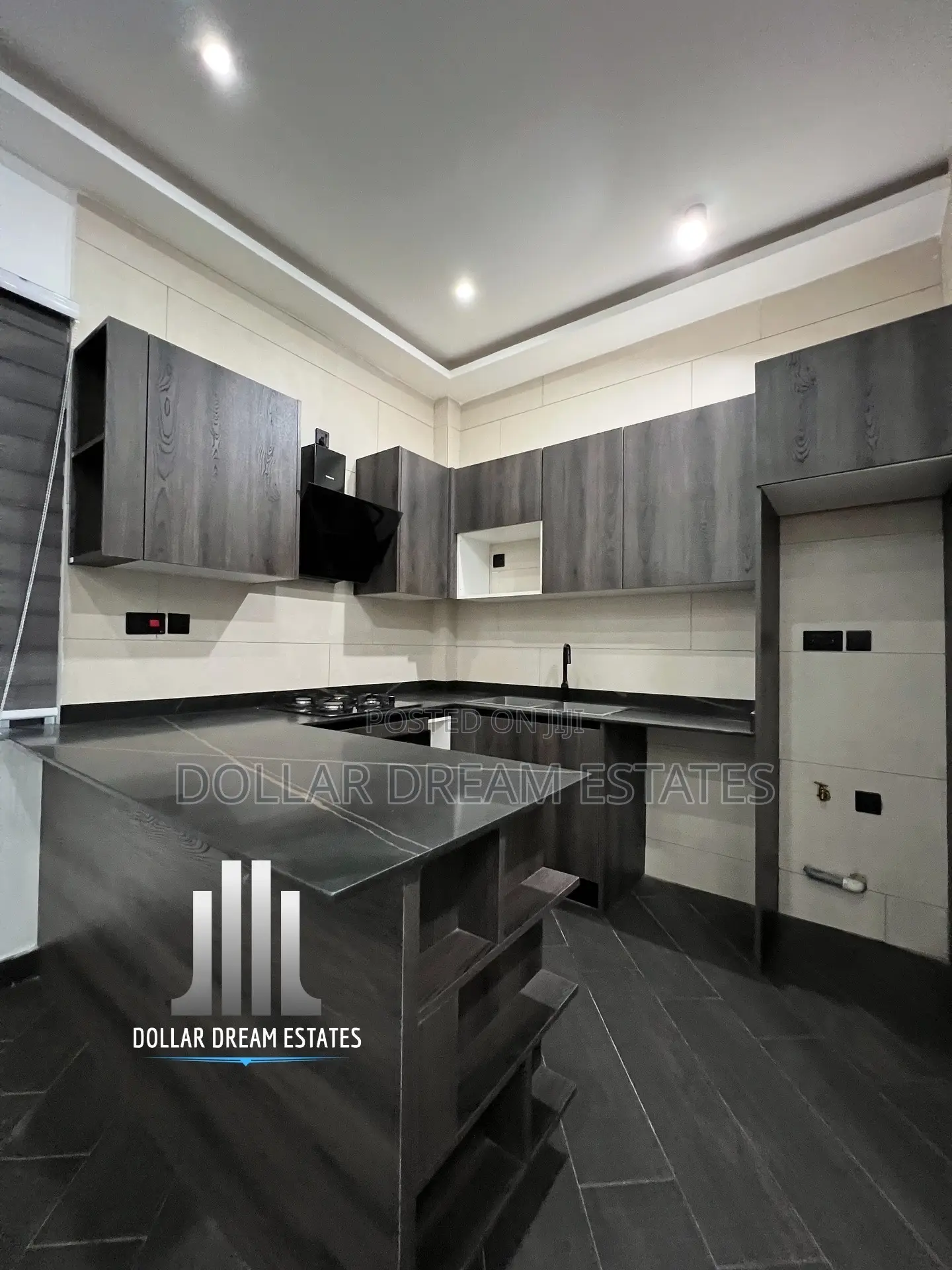 2bdrm Apartment in Adjiriganor for rent