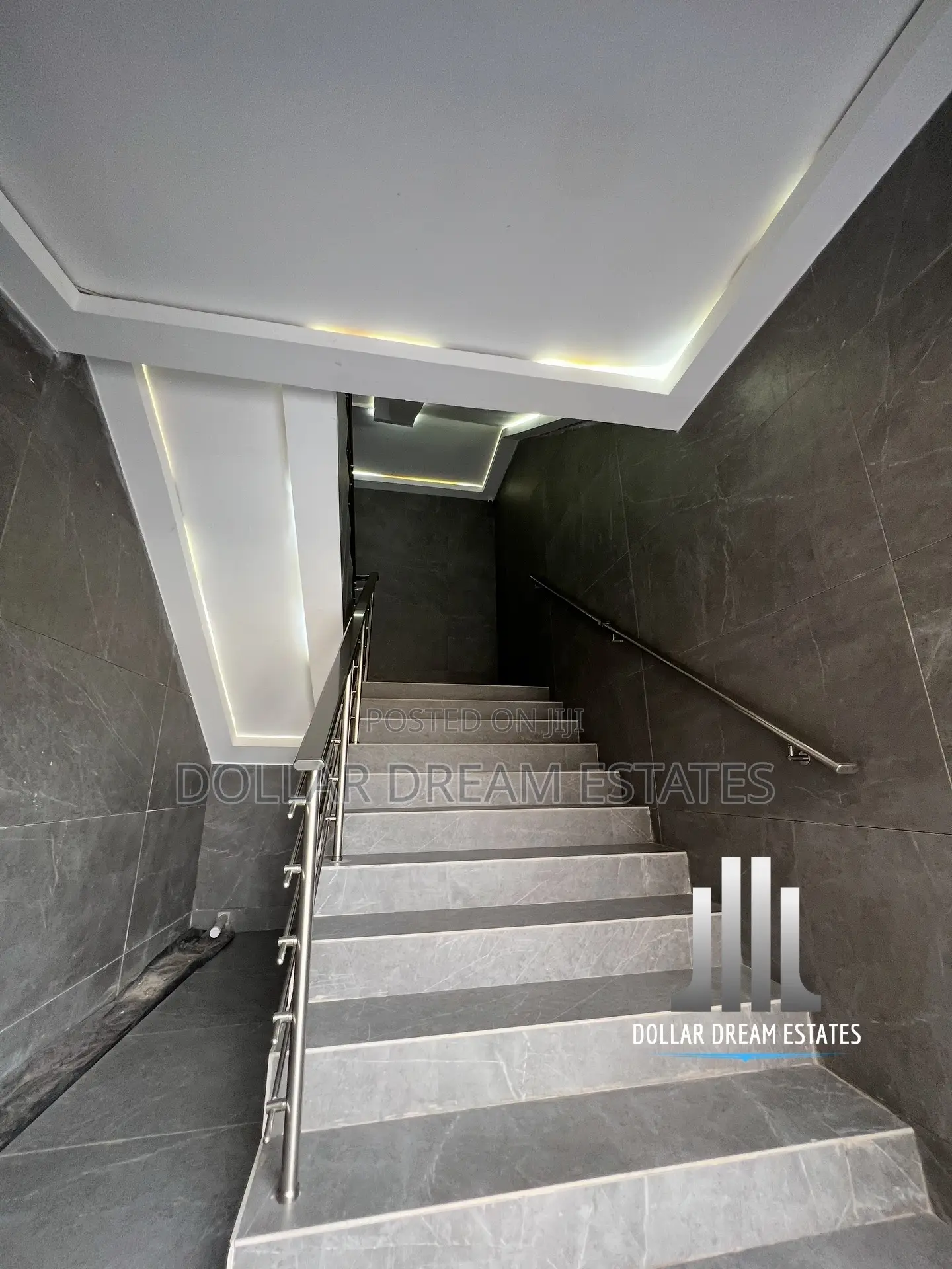 2bdrm Apartment in Adjiriganor for rent