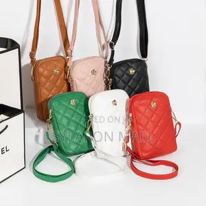 Quilted Crossbody Mini Bag – Elegant Compact Shoulder Purse
