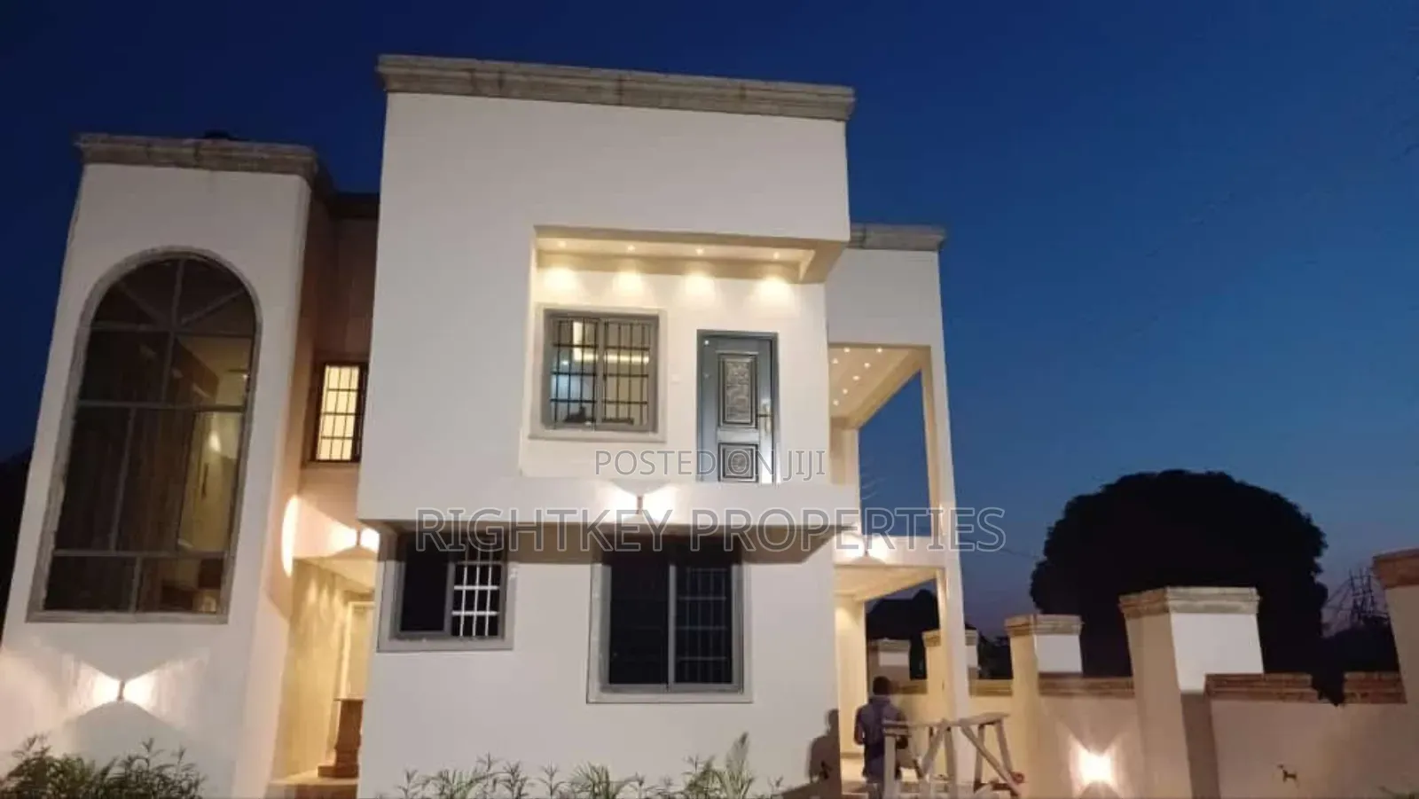6bdrm Duplex in Bokankye, Kumasi Metropolitan for sale