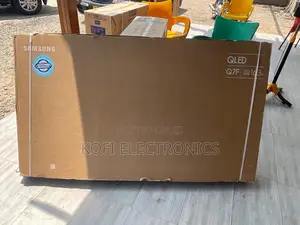 Samsung 65′′ Ultra-Slim Qled Smart Tv