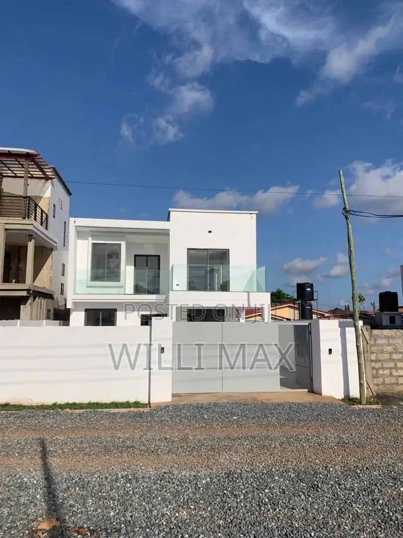 3bdrm Duplex in East Legon Hills, Ashaley Botwe for sale