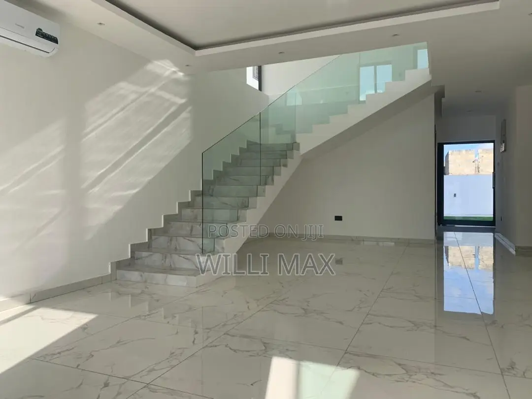 3bdrm Duplex in East Legon Hills, Ashaley Botwe for sale