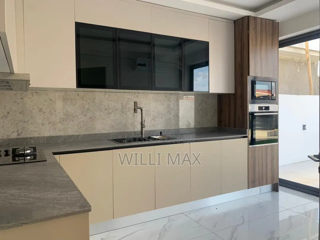 3bdrm Duplex in East Legon Hills, Ashaley Botwe for sale