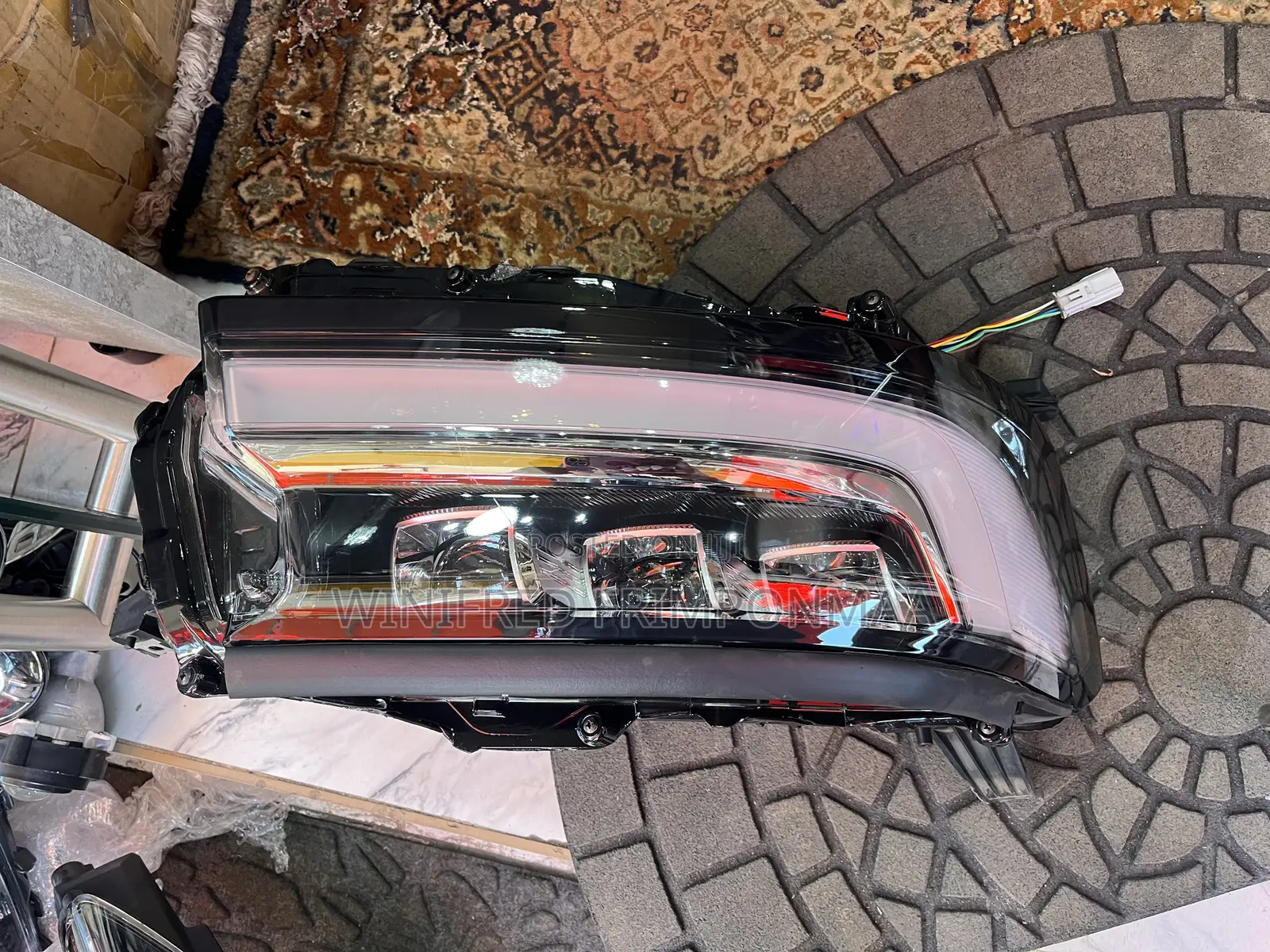 Toyota Land Cruiser Headlight