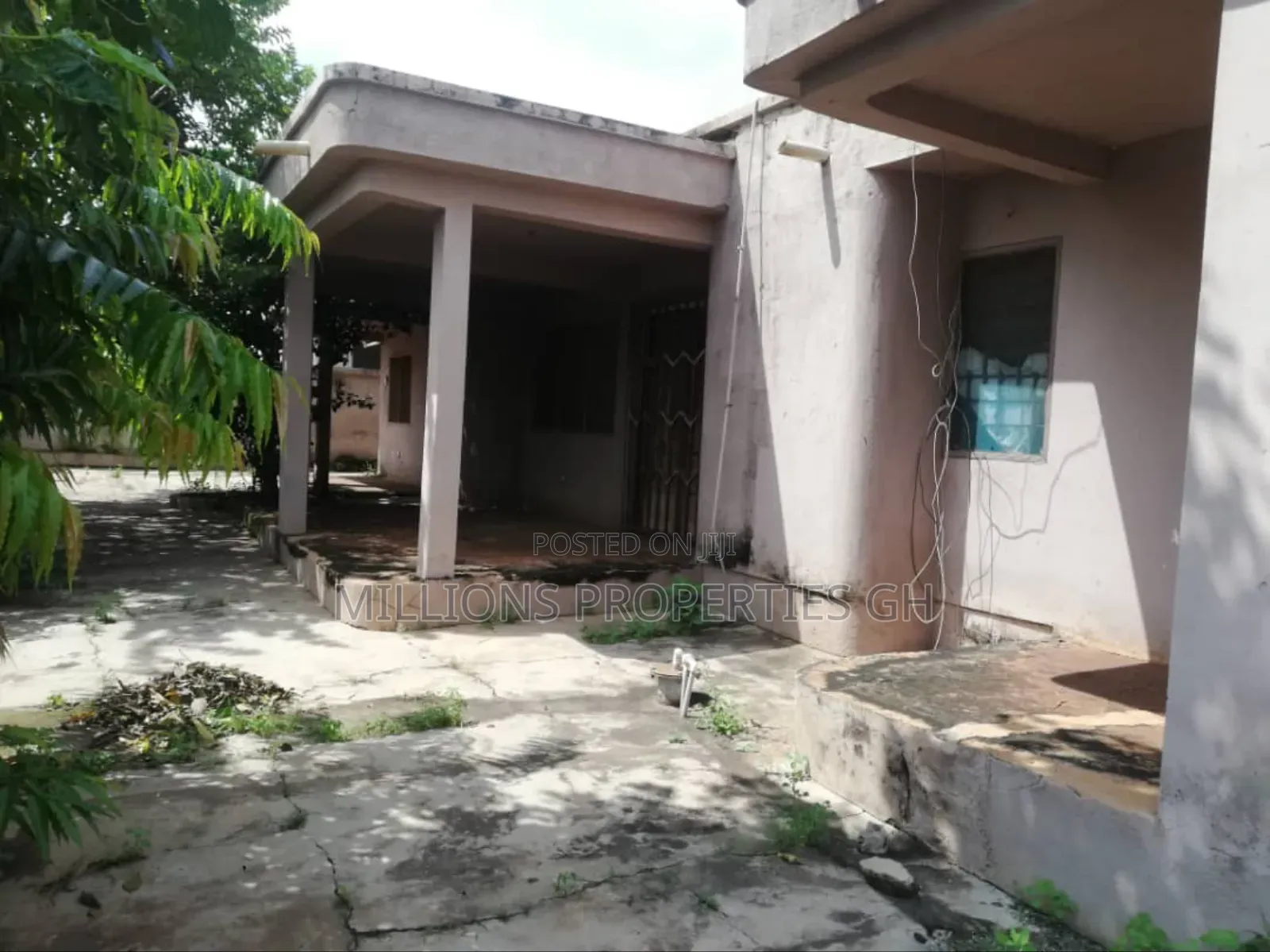 Hostel Land 4sale Knust -Tech