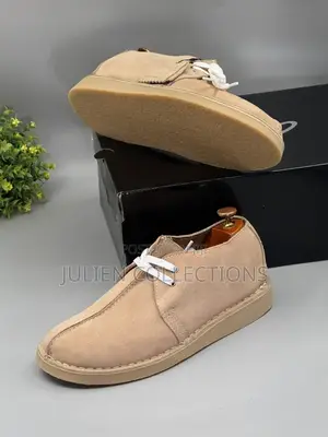 Original Clarks Desert Trek Beige