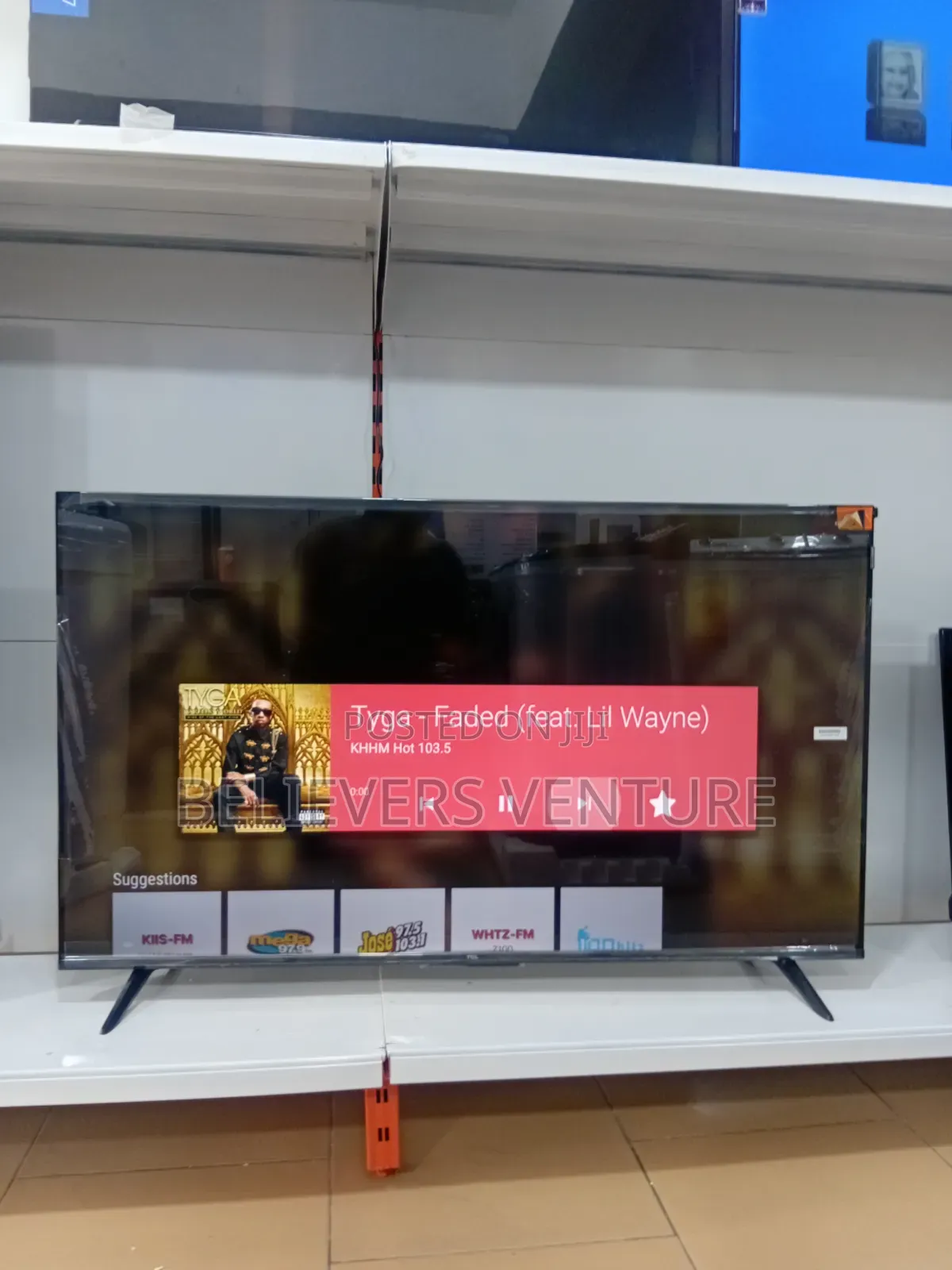TCL/ Google Tv Qled Display Smart Tv