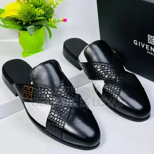 Givenchy Men Black Halfshoe