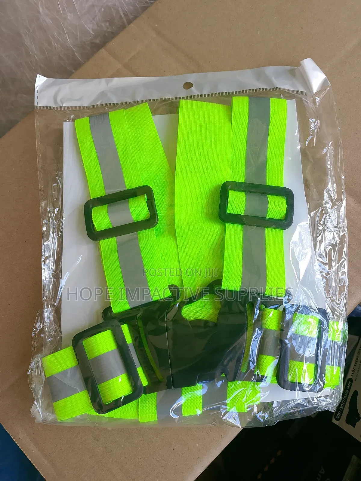 Brace Reflective Vest<>Very Quality.