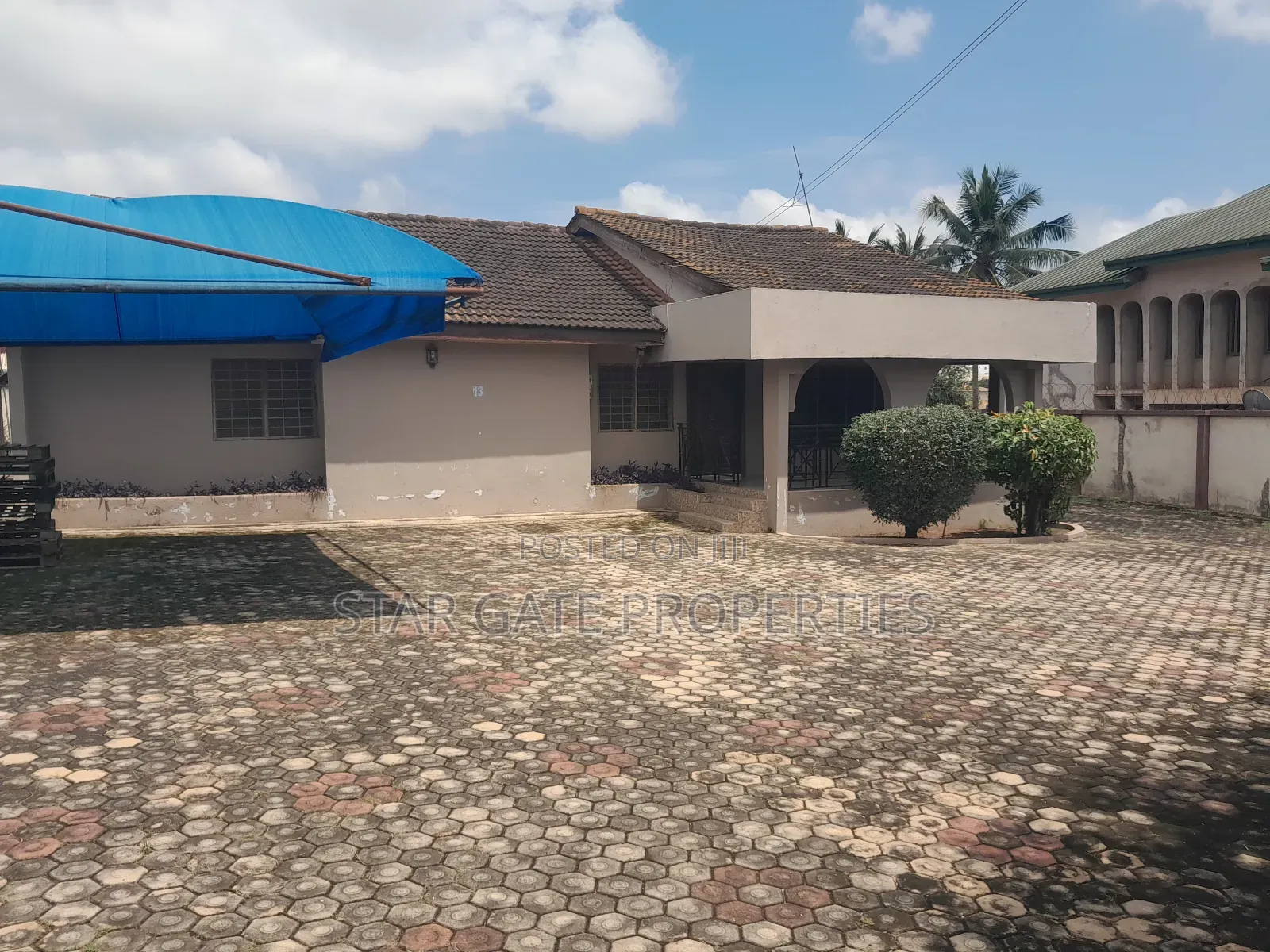 3bdrm House in Ayeduase, Kumasi Metropolitan for sale