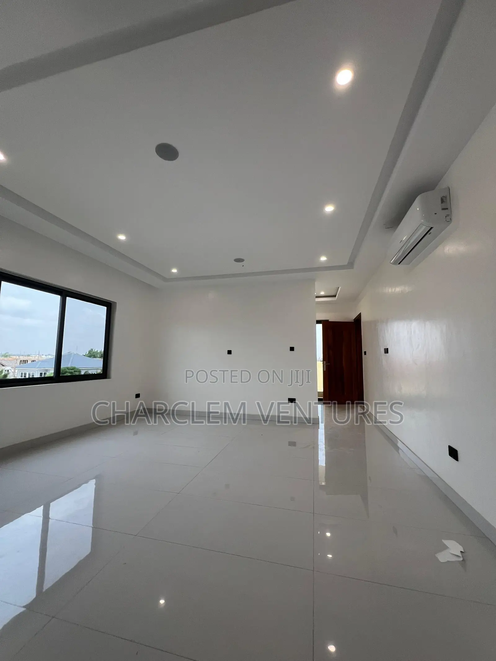 5bdrm House in Charclem Ventures, A&C Mall Area for sale