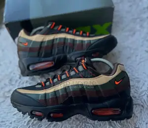 Nike Air Max 95. Comes in Box . Comes in All Sizes . Very Classic