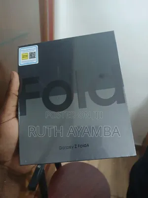 New Samsung Galaxy Z Fold4 256 GB Black