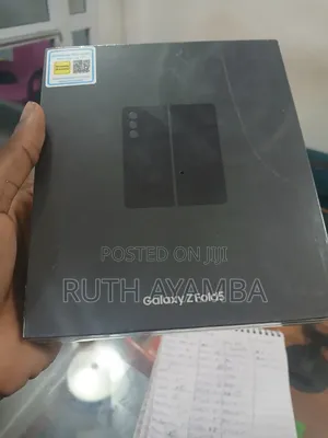 New Samsung Galaxy Z Fold 5 256 GB Black
