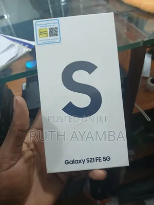 New Samsung Galaxy S21 FE 5G 128 GB Black
