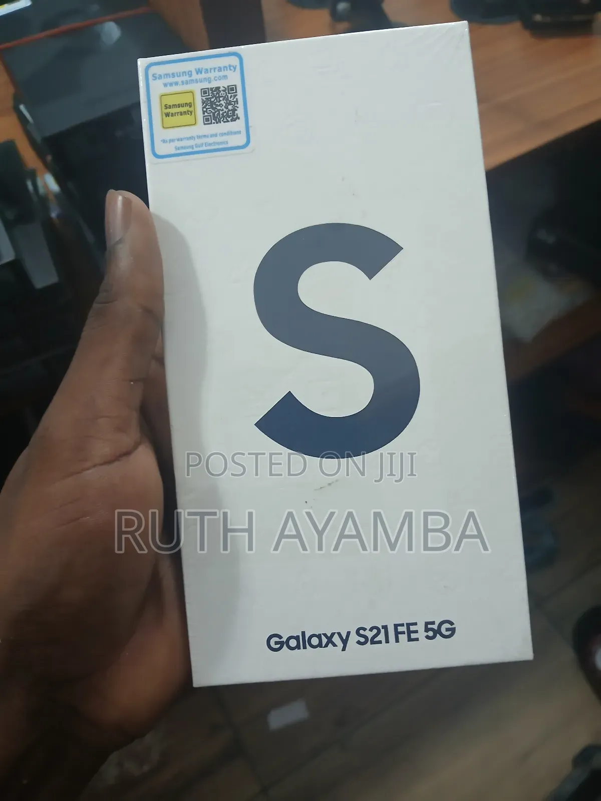 New Samsung Galaxy S21 FE 5G 128 GB Black