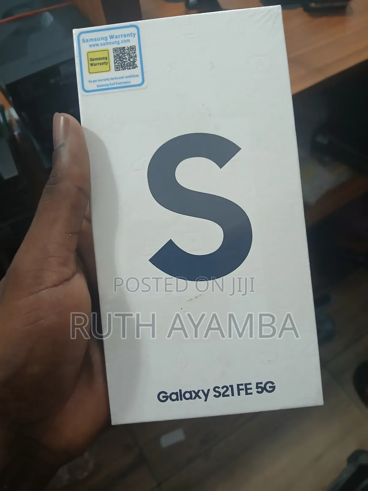New Samsung Galaxy S21 FE 5G 128 GB Black