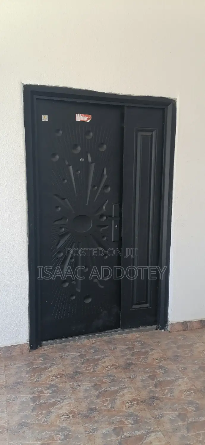 3bdrm Apartment in Lashibi Shallon, Spintex for rent