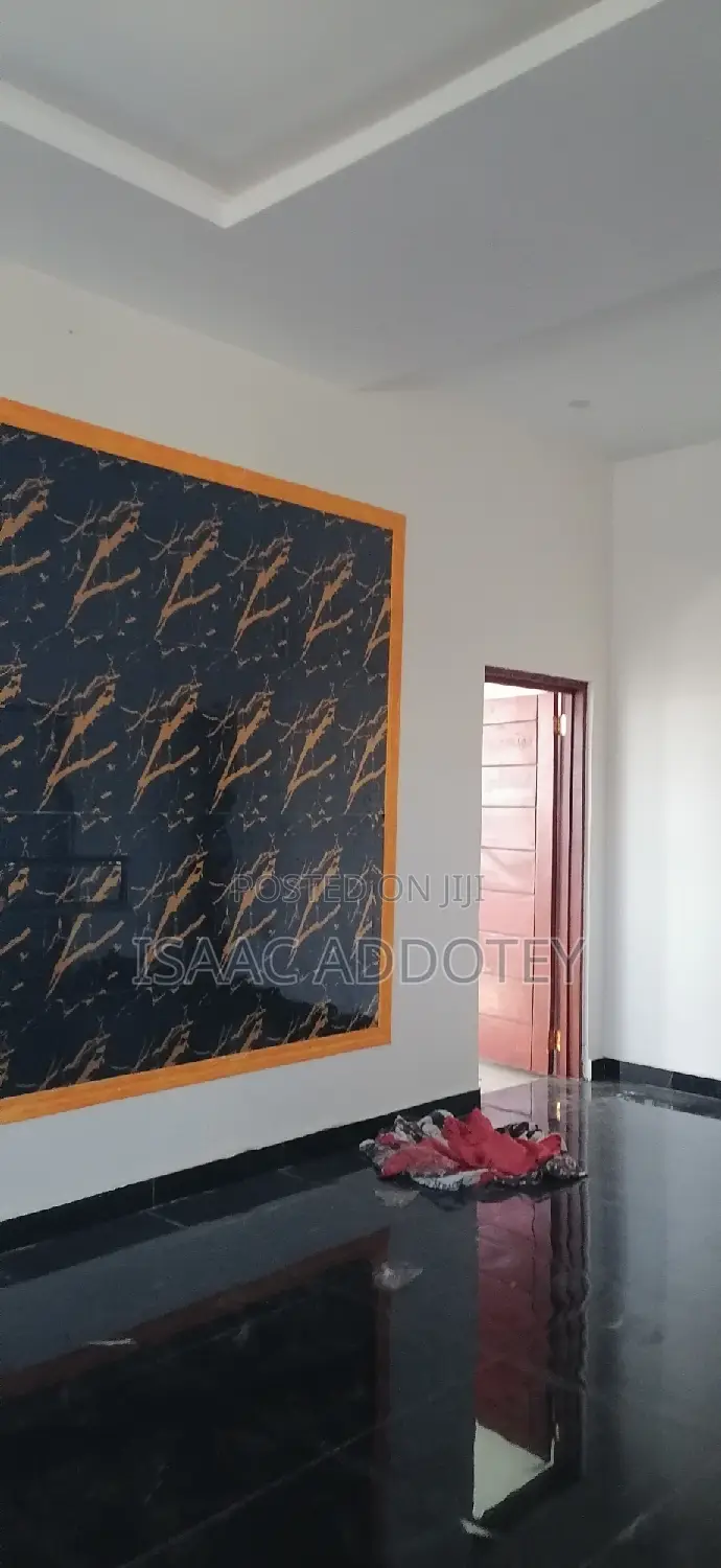 3bdrm Apartment in Lashibi Shallon, Spintex for rent