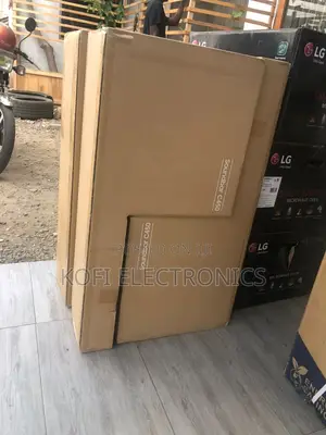 Elegant Black Samsung Soundbar With Wireless Subwoofer