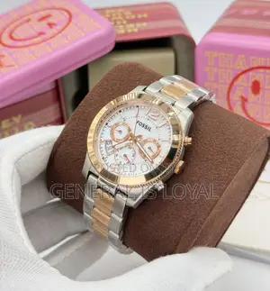 Fossil Perfect Boyfriend Mop Dial  Watch