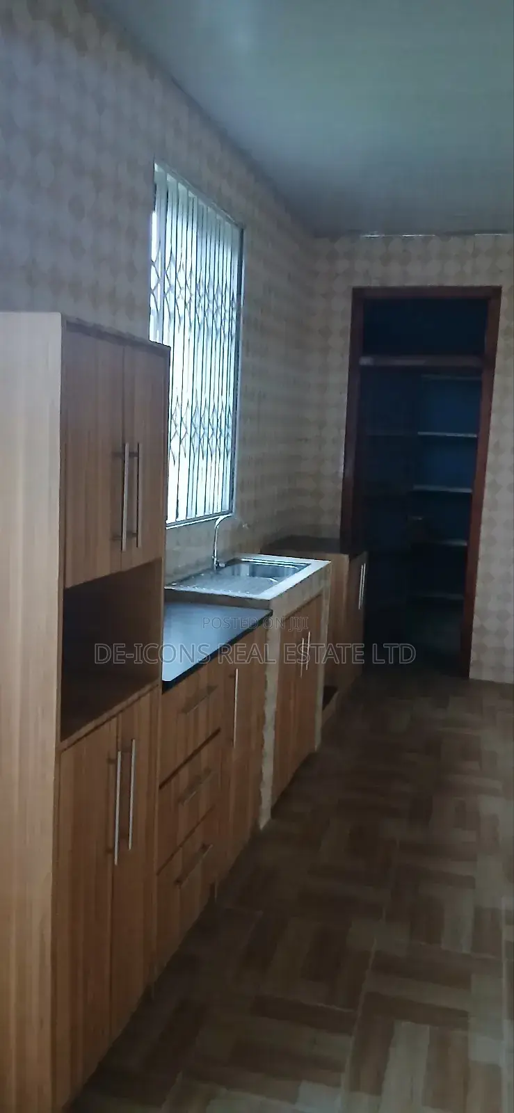2bdrm Apartment in De-Icons Real Estate, Awutu Senya East Municipal