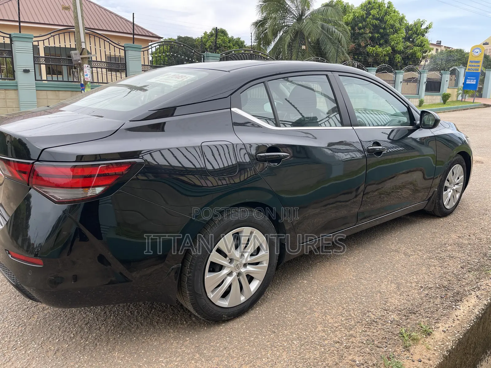 Nissan Sentra 2021 Black