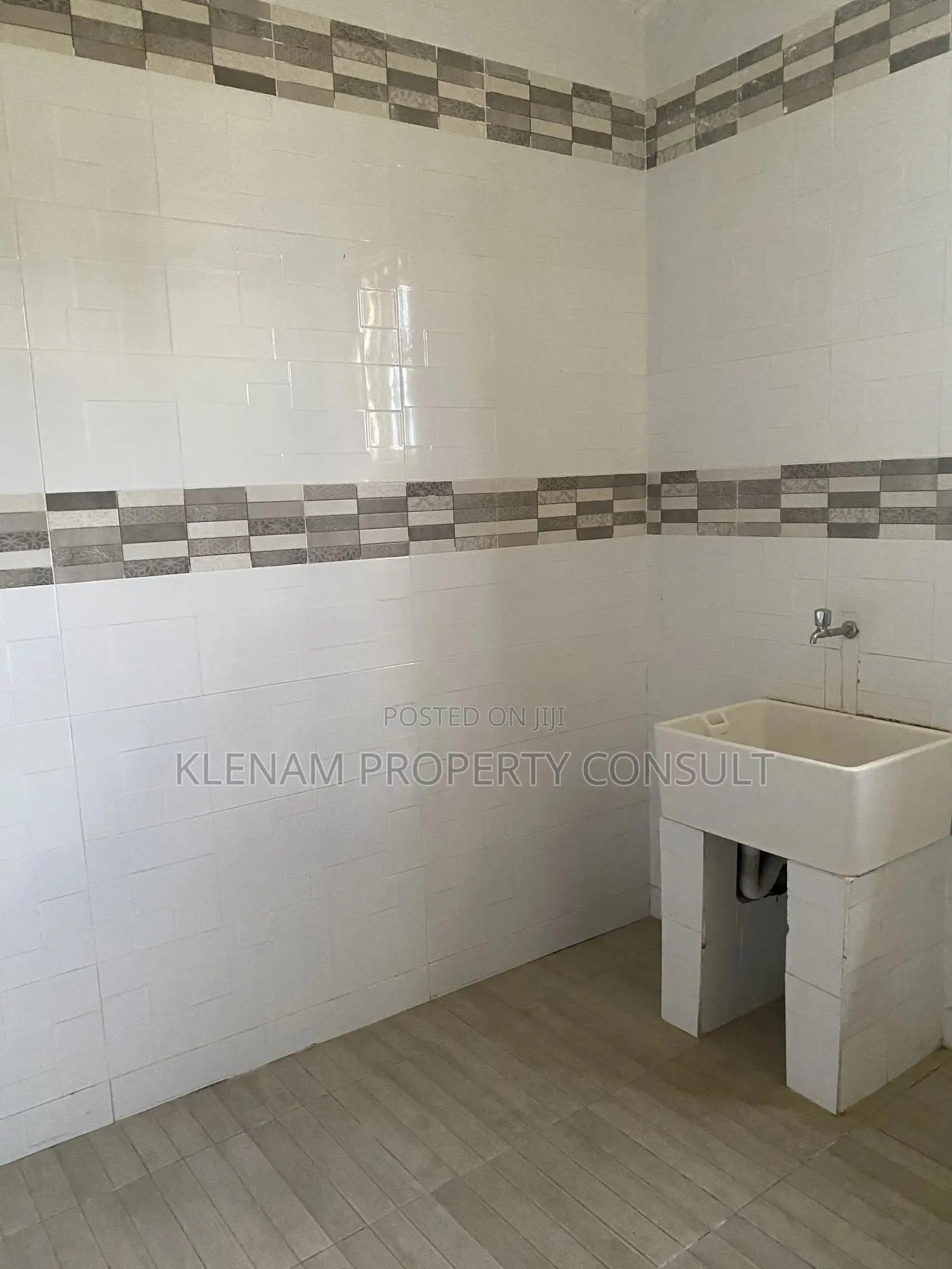 3bdrm Apartment in Zero for rent