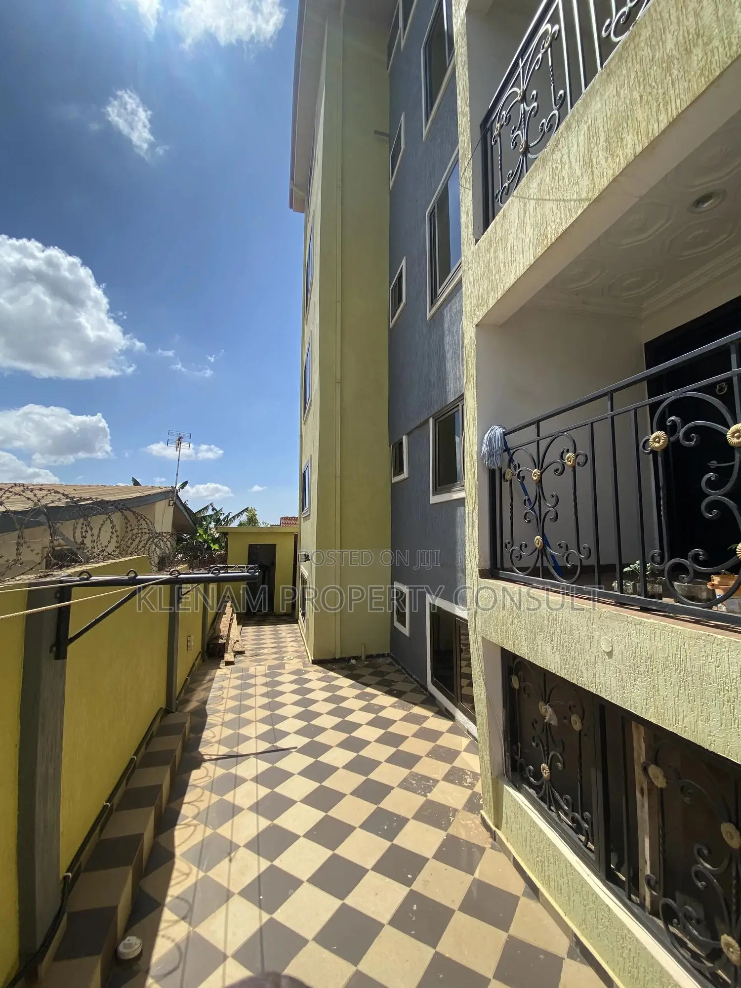 3bdrm Apartment in Zero for rent