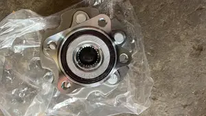 Toyota Rav4 Hubs