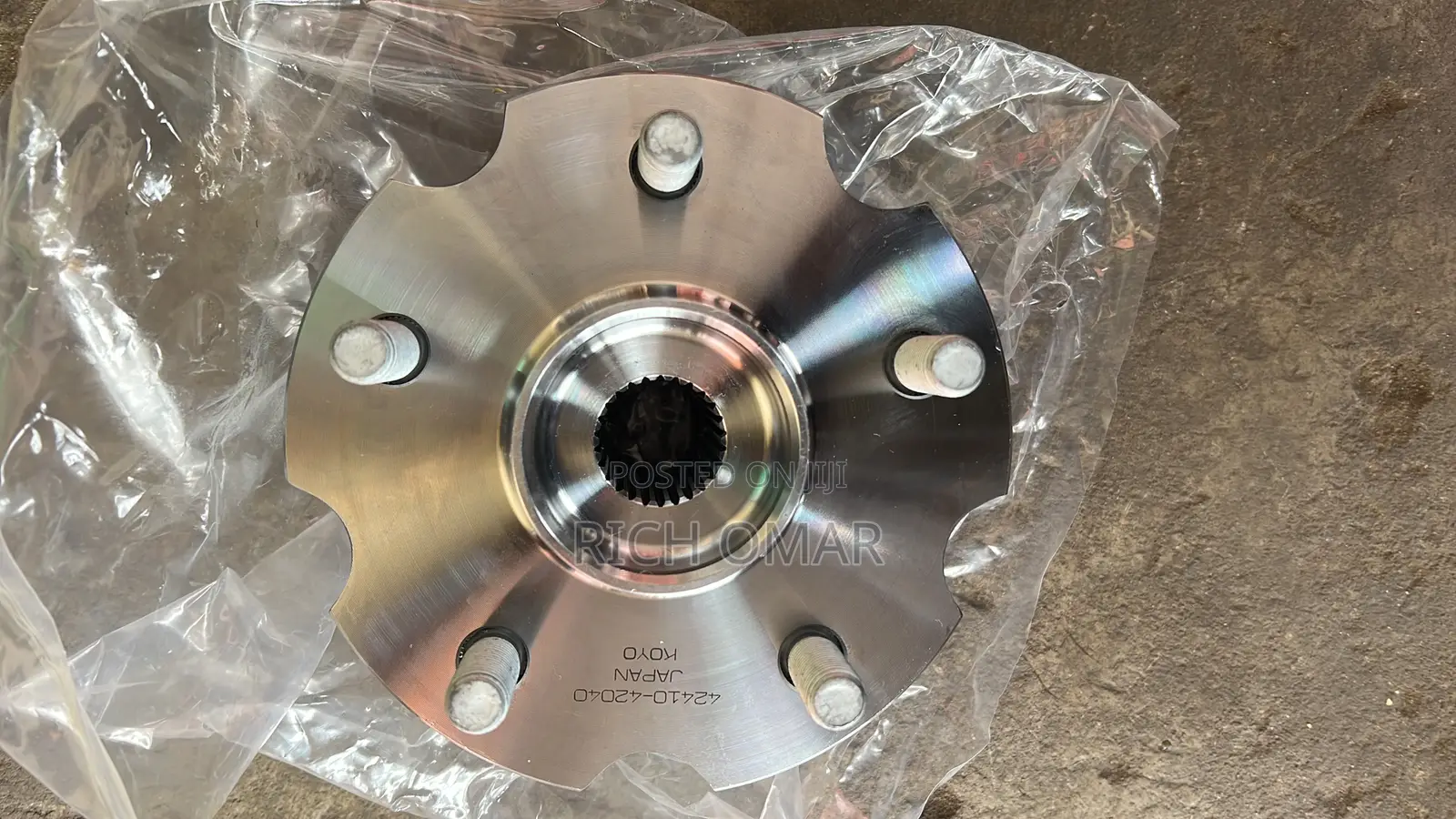 Toyota Rav4 Hubs