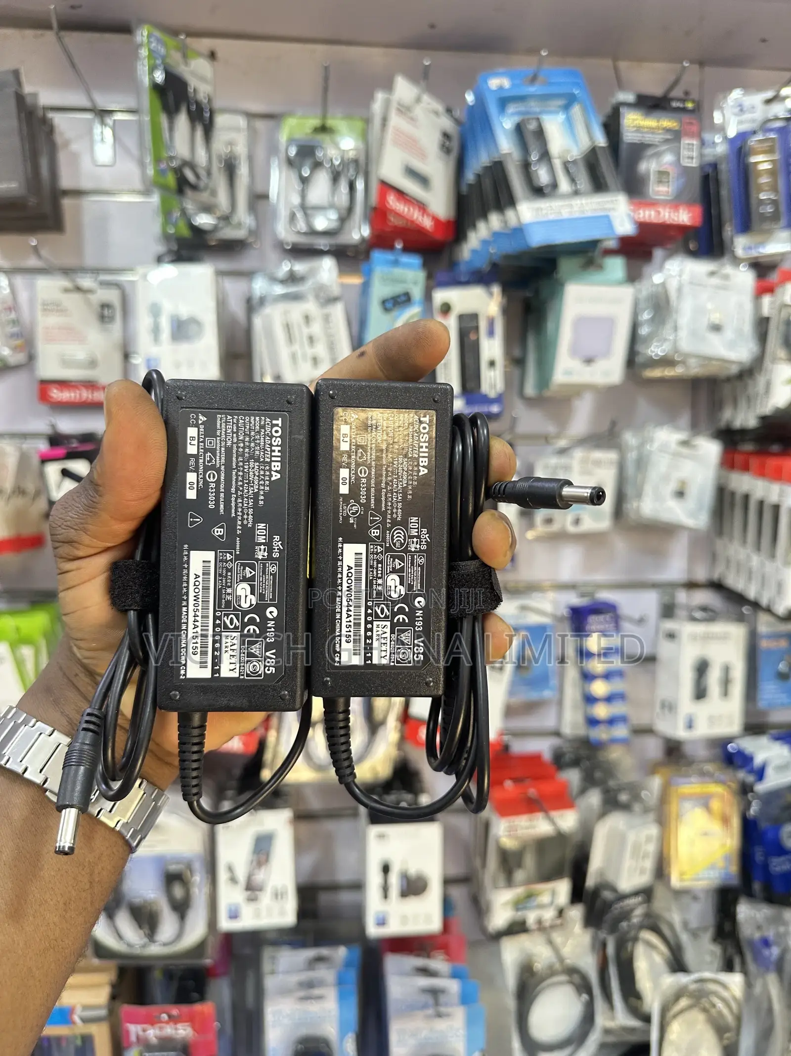 Toshiba Adapter