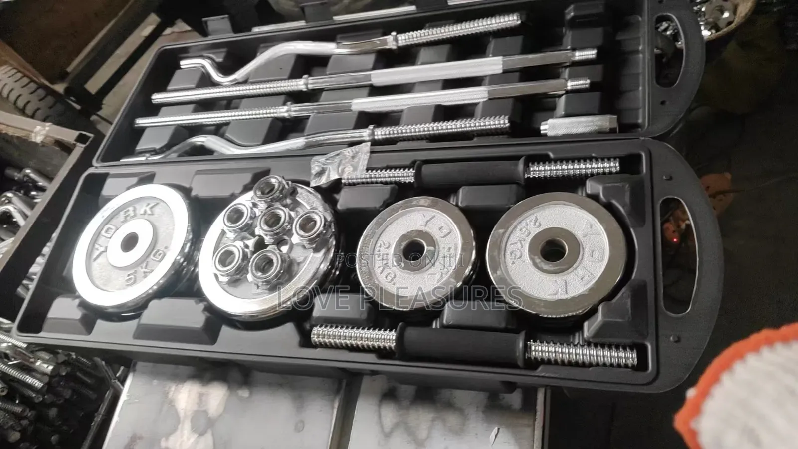 58kg Cast Iron Barbell, Dumbell and Kettlebell Set in Travel Case