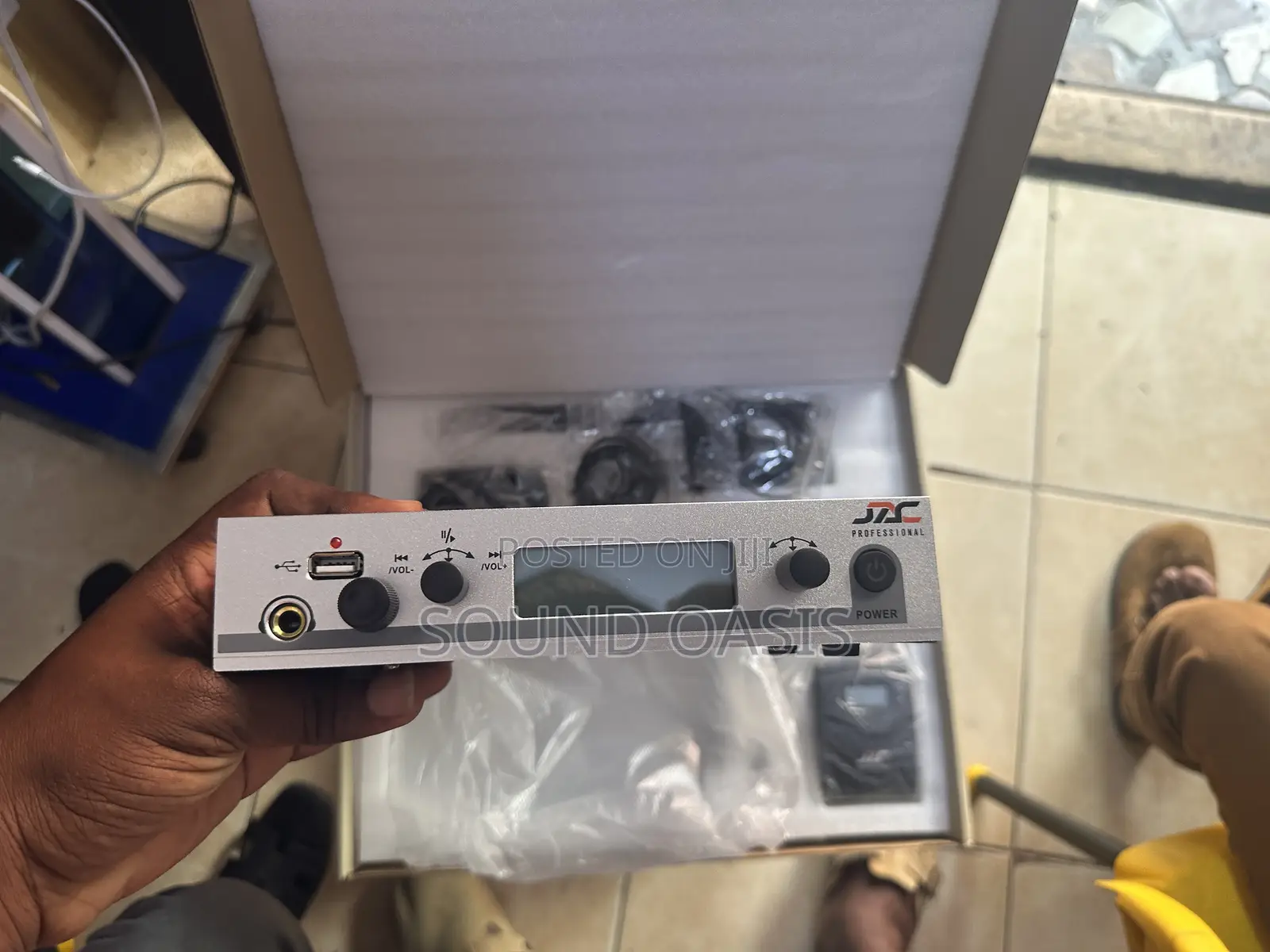 Jac Professional 4 In 1 Wireless In-ear Monitor System