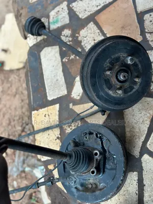 Toyota Vitz,Yaris, Belta Back Hub 4wd