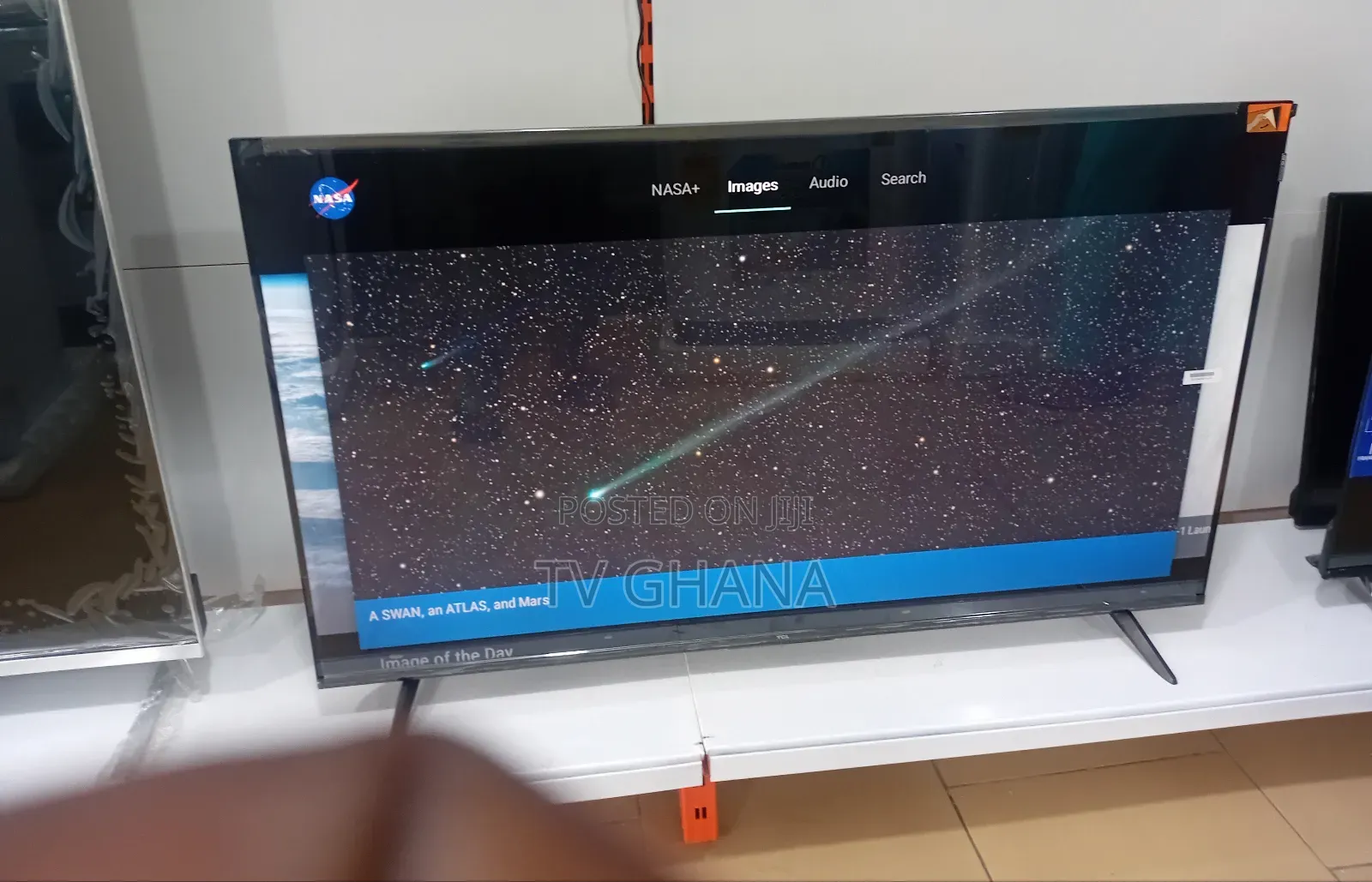 TCL 32” Smart Tv – Watch Everything in Ultra Hd