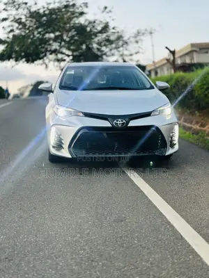 Toyota Corolla 2016 Silver