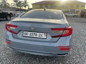 Honda Accord Sport (2.0L 4cyl Turbo 10A) 2019 Blue