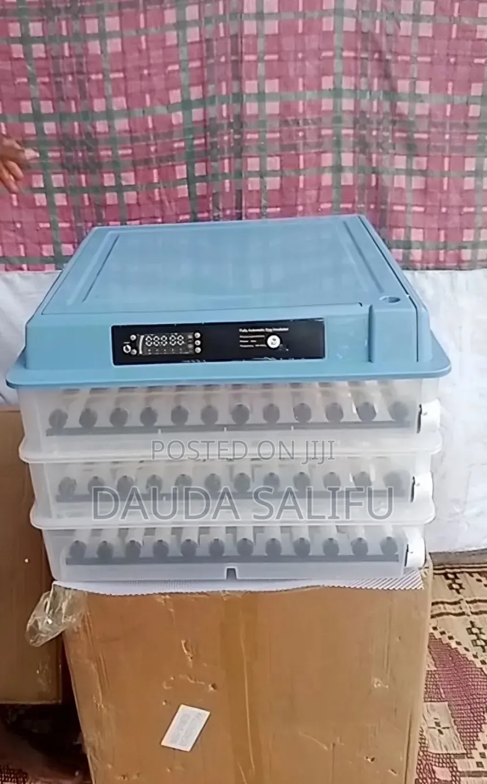 Egg Incubator Machine (300+ Eggs)