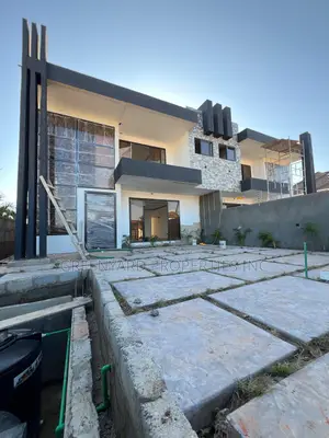 4bdrm House in Adjiringanor, East Legon for sale