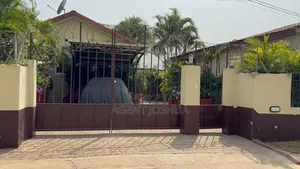 Furnished 1bdrm Townhouse / Terrace in Manet Court Estate for rent