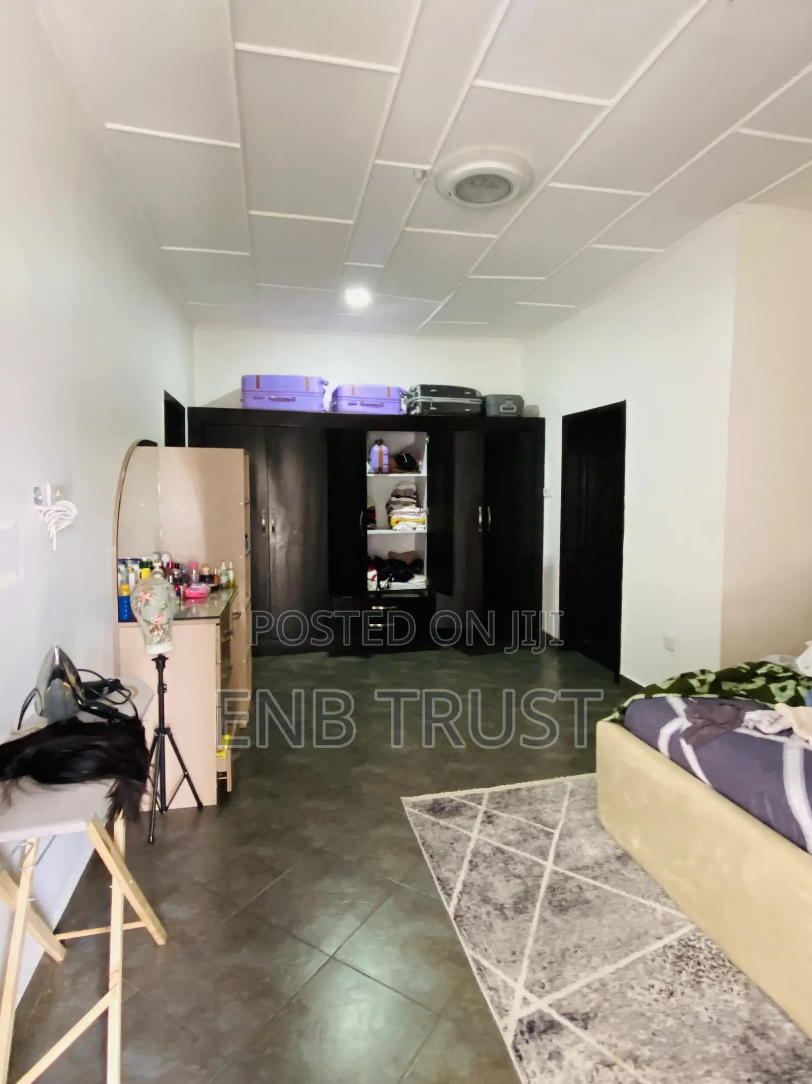 6bdrm Duplex in Cfc Estate for sale