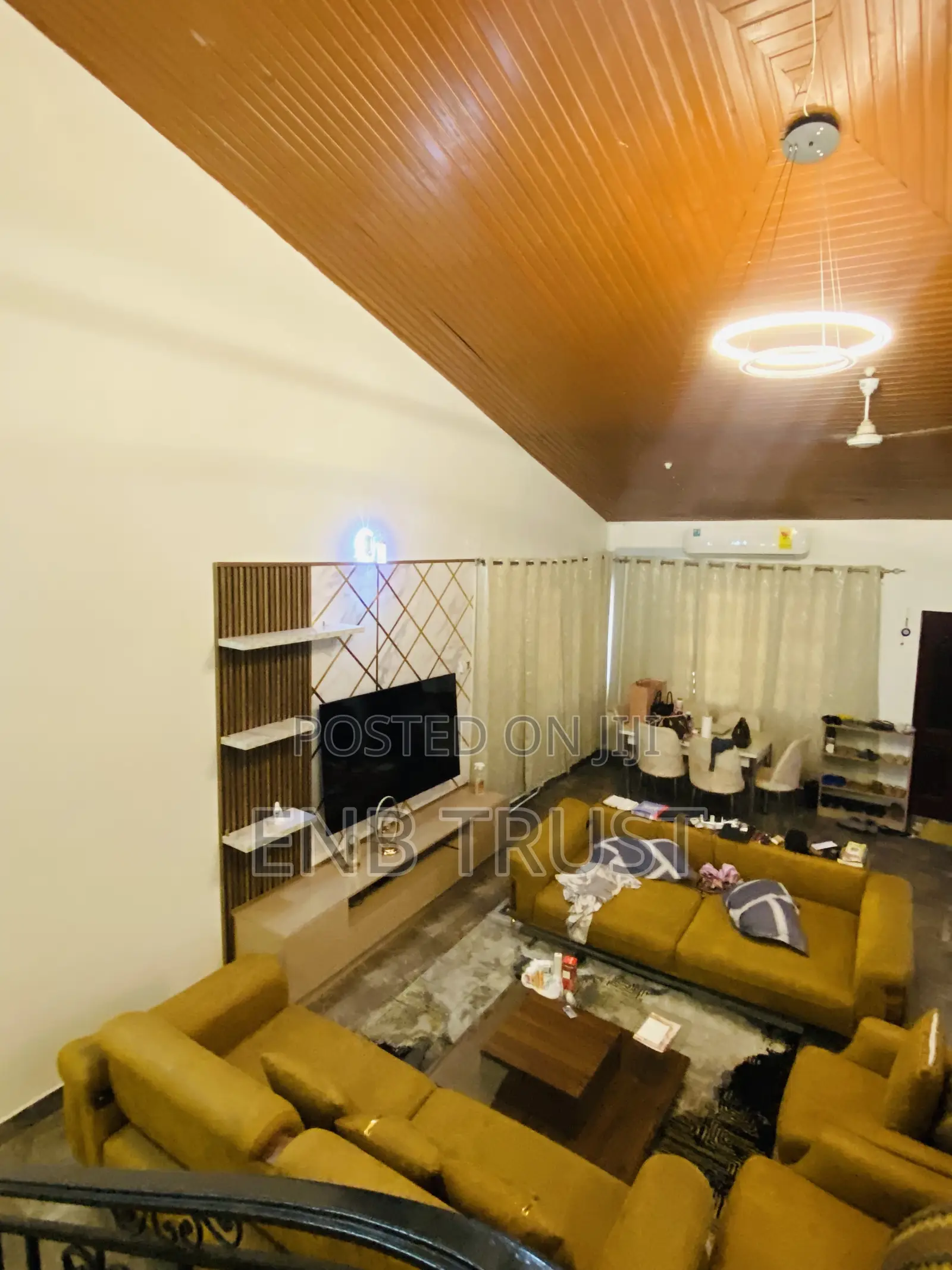 6bdrm Duplex in Cfc Estate for sale